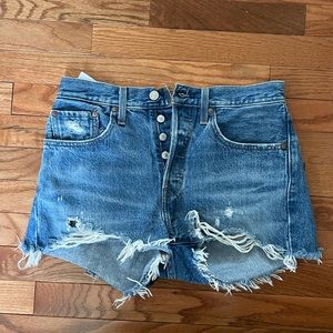Levi’s 501 Womens ripped jean shorts